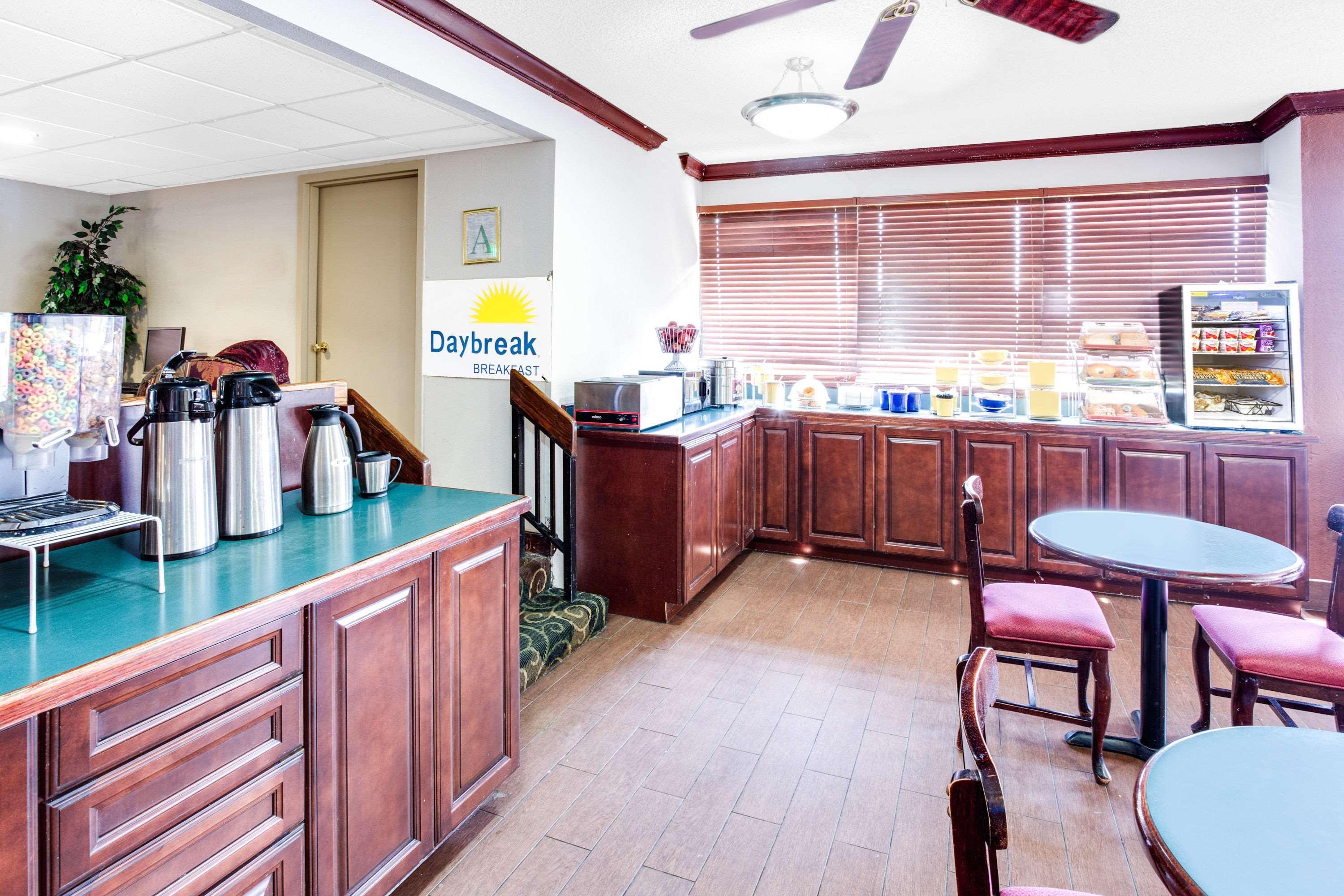 Days Inn By Wyndham Greenville Ms Luaran gambar